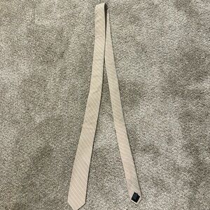 Classic Men's Beige Stripe Tie - Neutral Formal Accessory
